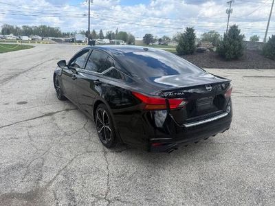 2023 Nissan Altima - Photo 2