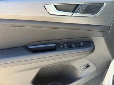 2026 Volkswagen Atlas Cross Sport — photo 12 view