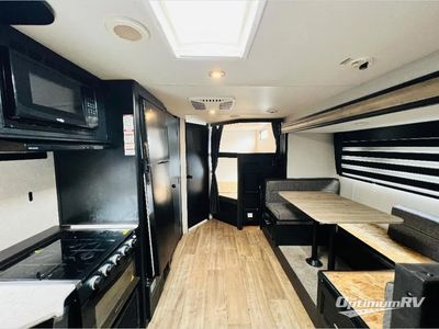2022 Forest River Cherokee Grey Wolf - Photo 3