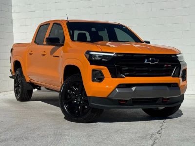 2025 Chevrolet Colorado - Photo 2