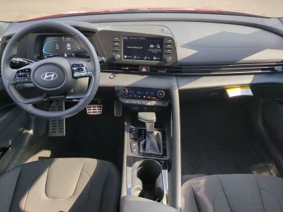 2026 Hyundai ELANTRA — photo 16 view