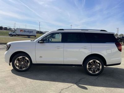 2026 Ford Expedition - Photo 6