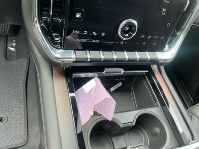 2026 GMC Yukon XL — photo 13 view