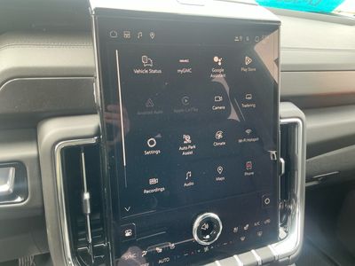 2026 GMC Yukon XL — photo 12 view