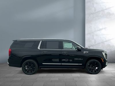 2026 GMC Yukon XL — photo 7 view