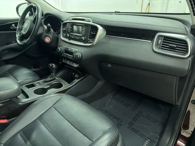 2016 Kia Sorento - Photo 29