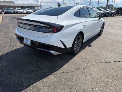 2026 Hyundai Sonata Hybrid - Photo 4