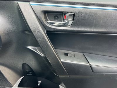 2014 Toyota Corolla - Photo 17