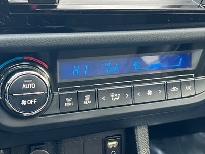 2014 Toyota Corolla - Photo 20