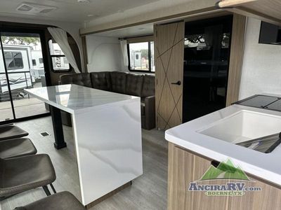 2025 Forest River RV Wildwood - Photo 7