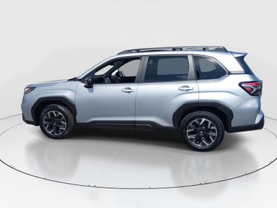2025 Subaru Forester - Photo 4