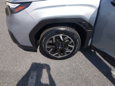 2025 Subaru Forester - Photo 10