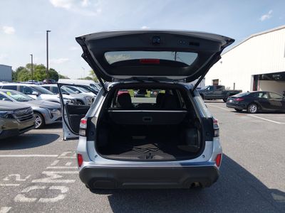 2025 Subaru Forester - Photo 11