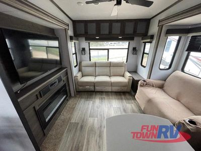 2021 Forest River RV Cardinal Limited - Photo 14