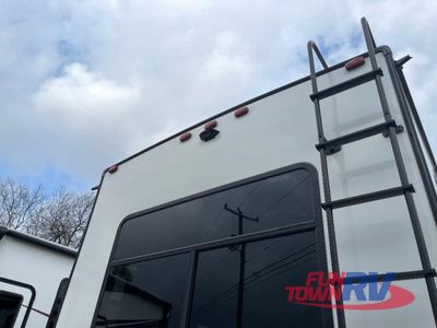 2021 Forest River RV Cardinal Limited - Photo 7