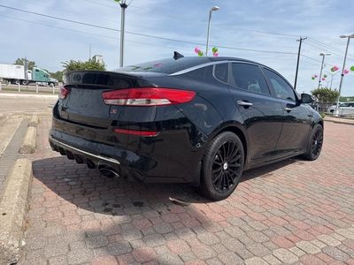 2019 Kia Optima - Photo 3