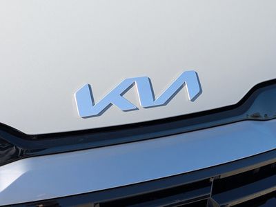 2026 Kia Sportage — photo 11 view