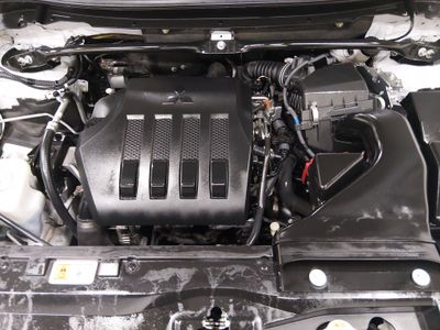 2024 Mitsubishi Eclipse Cross - Photo 9