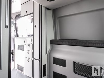 2026 Winnebago Revel Sport - Photo 10