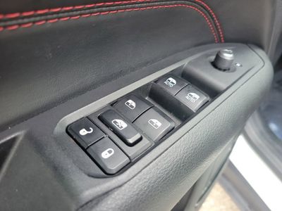 2024 Jeep Compass - Photo 16