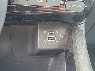 2024 Jeep Compass - Photo 28