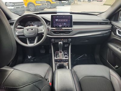 2024 Jeep Compass - Photo 12