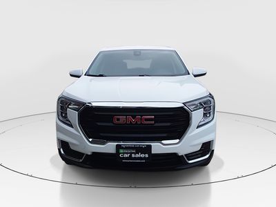 2024 GMC Terrain - Photo 2