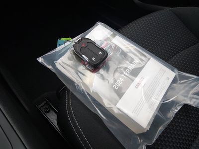 2024 GMC Terrain - Photo 21