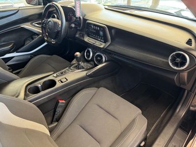 2017 Chevrolet Camaro - Photo 17