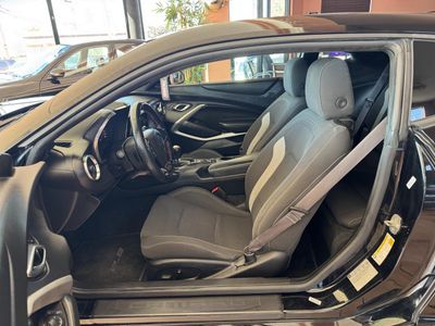 2017 Chevrolet Camaro - Photo 6