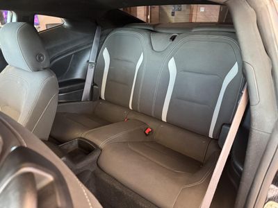 2017 Chevrolet Camaro - Photo 5