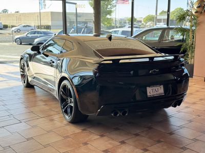 2017 Chevrolet Camaro - Photo 4