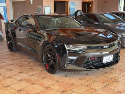 2017 Chevrolet Camaro - Photo 2