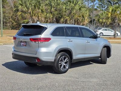 2019 Toyota Highlander - Photo 5