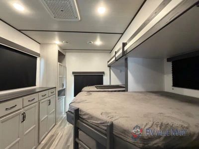 2024 Keystone RV Sprinter Limited - Photo 26