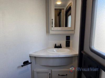 2024 Keystone RV Sprinter Limited - Photo 29