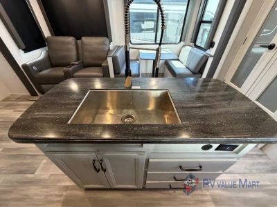 2024 Keystone RV Sprinter Limited - Photo 18