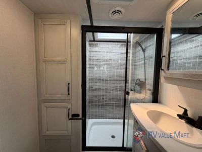 2024 Keystone RV Sprinter Limited - Photo 23