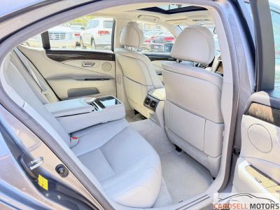 2012 Lexus LS 460 - Photo 30