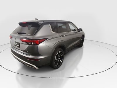 2024 Mitsubishi Outlander - Photo 7