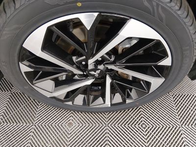2024 Mitsubishi Outlander - Photo 10