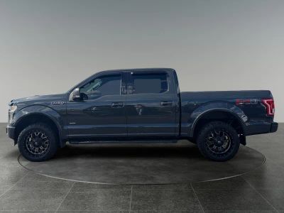 2017 Ford F-150 — detail view