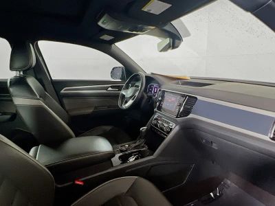 2021 Volkswagen Atlas Cross Sport — photo 22 view