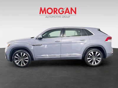 2021 Volkswagen Atlas Cross Sport — interior view