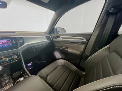 2021 Volkswagen Atlas Cross Sport — photo 17 view