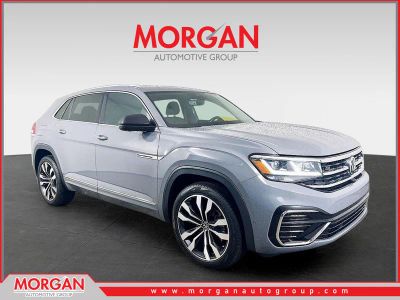 2021 Volkswagen Atlas Cross Sport 3.6L V6 SEL Premium R-Line in Gray — front three-quarter view