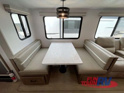 2025 Coachmen RV Freedom Express Ultra Lite - Photo 18