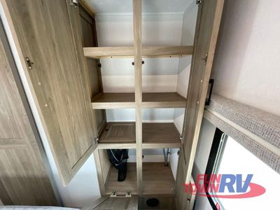 2025 Coachmen RV Freedom Express Ultra Lite - Photo 32