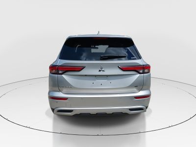 2024 Mitsubishi Outlander - Photo 6