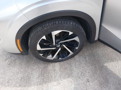 2024 Mitsubishi Outlander - Photo 10